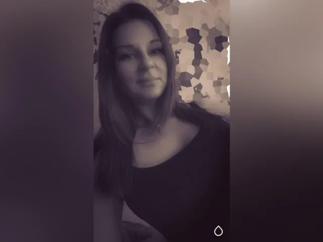 Camgirl TendyWibe en live webcam amateur