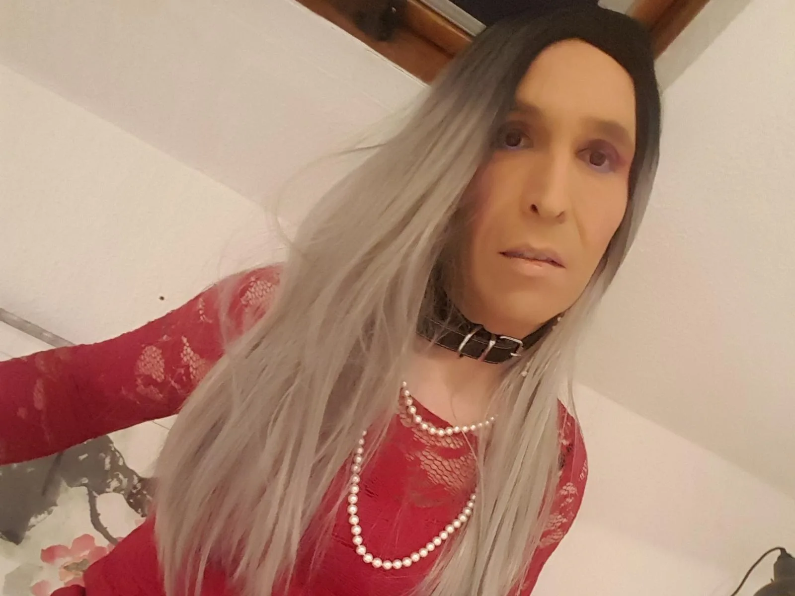 Camgirl FannyD en live webcam amateur sur Mustvideos