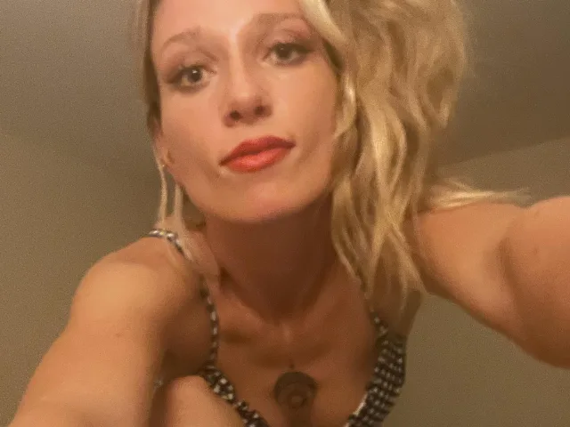Camgirl Sparkish en live webcam amateur