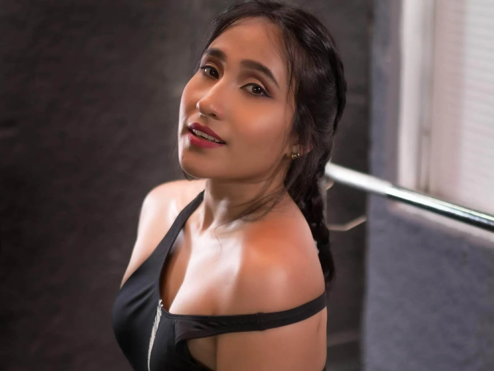 Camgirl MonicaWalker en live webcam amateur