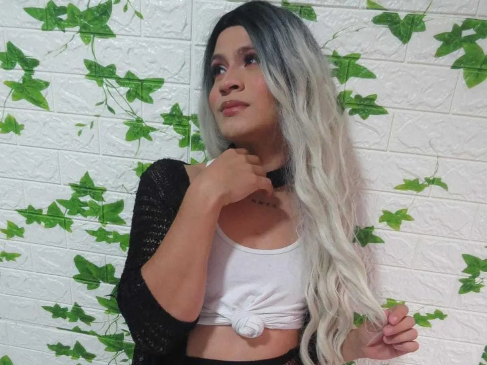 Camgirl EvansNoa en live webcam amateur sur Mustvideos