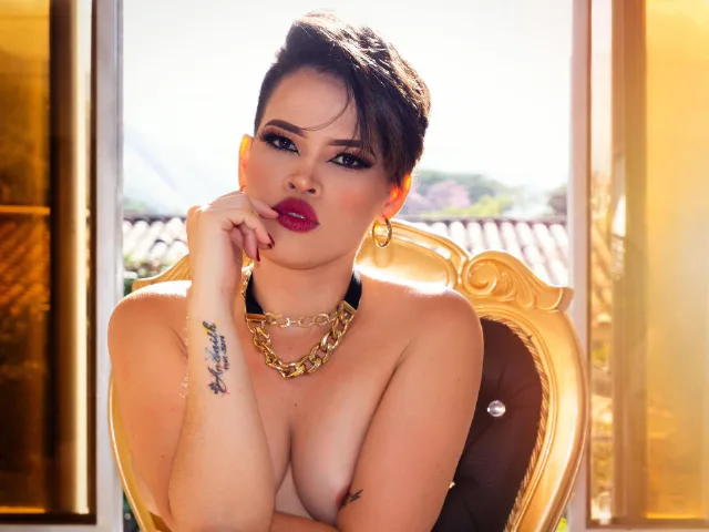 Camgirl EimmyRouse en live webcam amateur