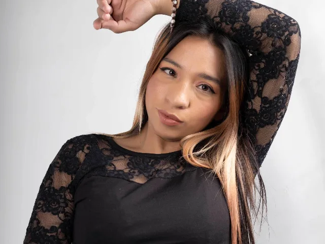 Camgirl BiancaThomson en live webcam amateur