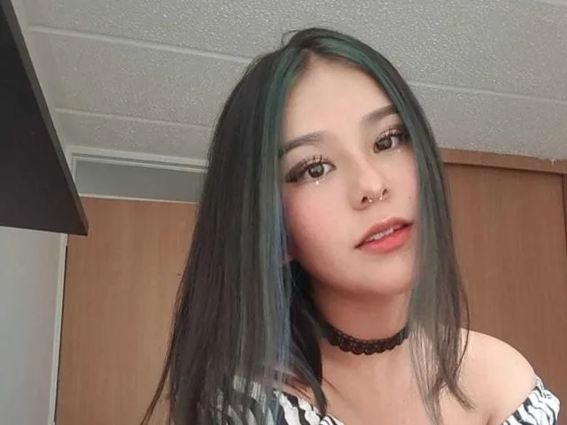 Camgirl DiosadelaLuna en live webcam amateur