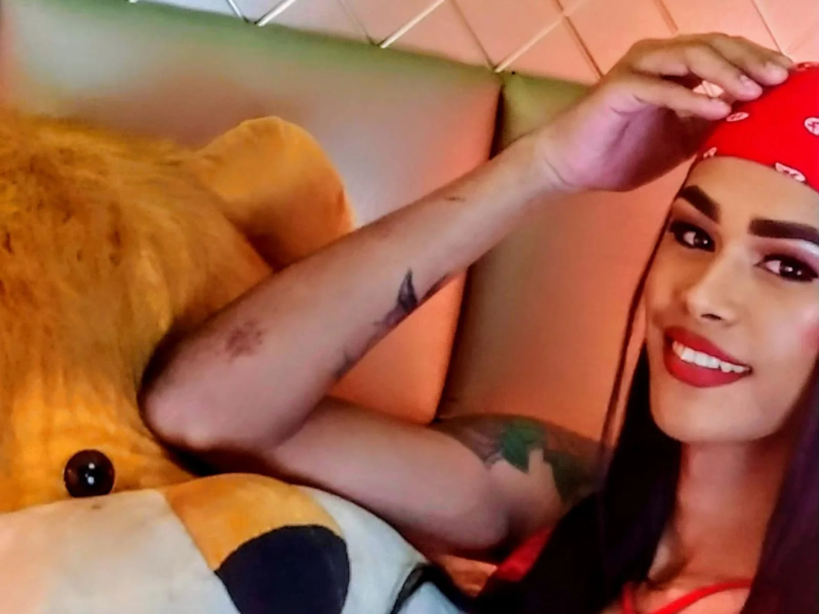 Camgirl Keysha69 en live webcam amateur sur Mustvideos