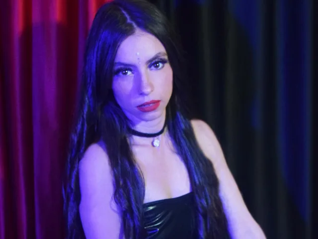 Camgirl AlisRizzo en live webcam amateur