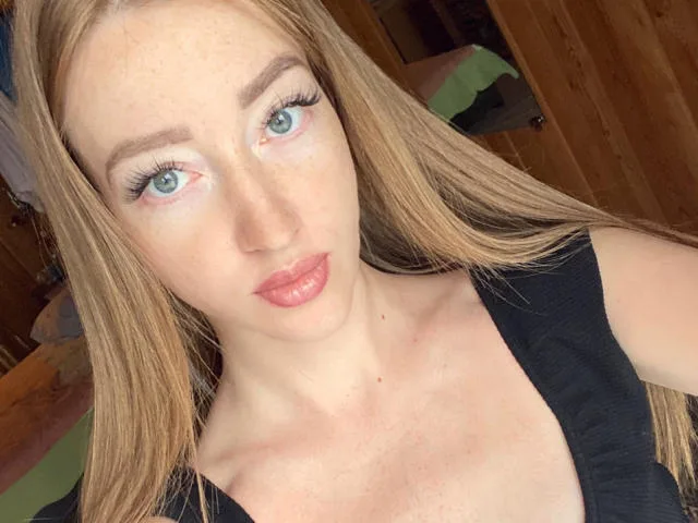 Camgirl LegendAngela en live webcam amateur