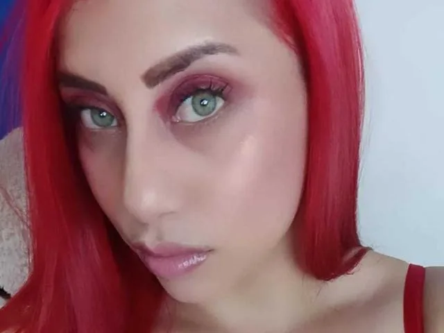Camgirl ArieleCooper en live webcam amateur