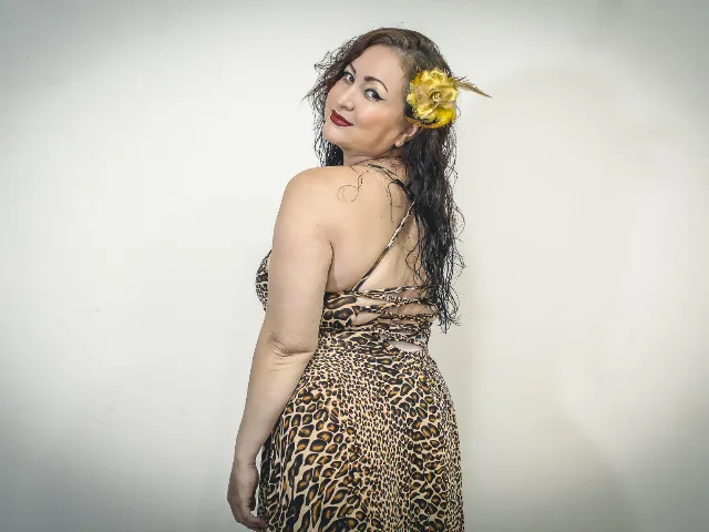 Camgirl MonyQueen en live webcam amateur