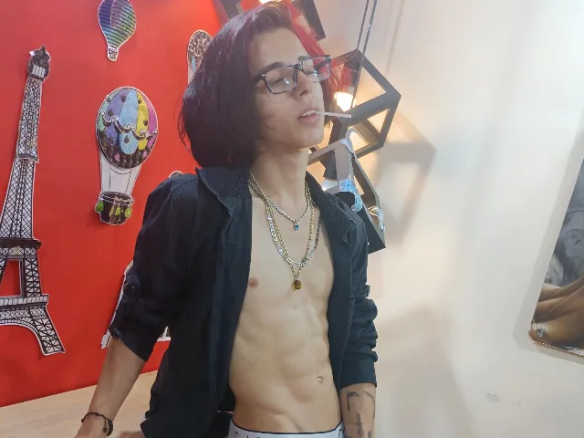 Camgirl LauritaAndMike en live webcam amateur