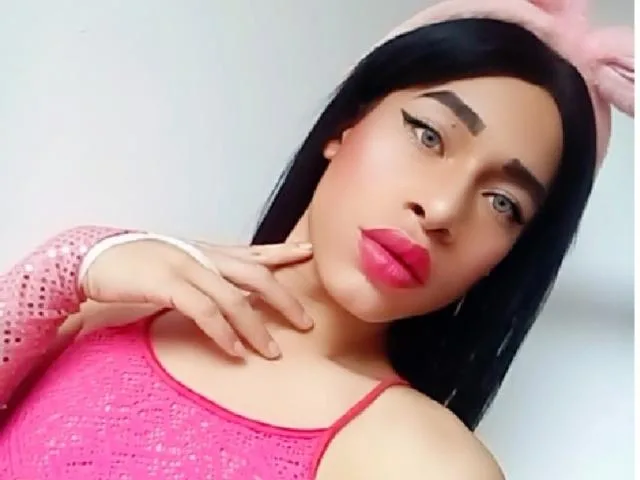 Camgirl KarlaHotX en live webcam amateur sur Mustvideos