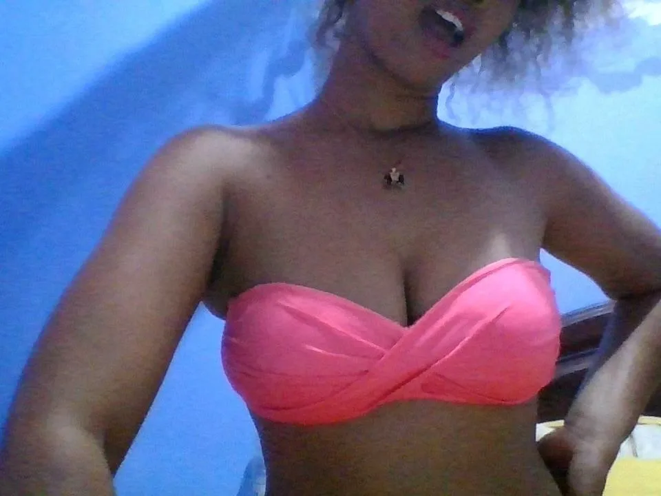 Camgirl MariTatiana en live webcam amateur sur Mustvideos