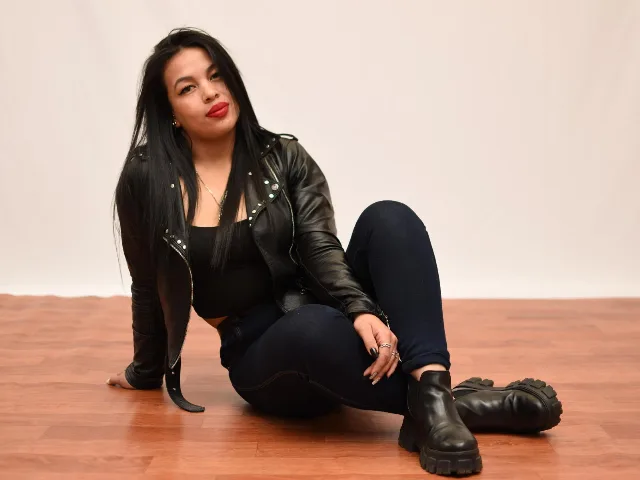 Camgirl RoseGoldman en live webcam amateur