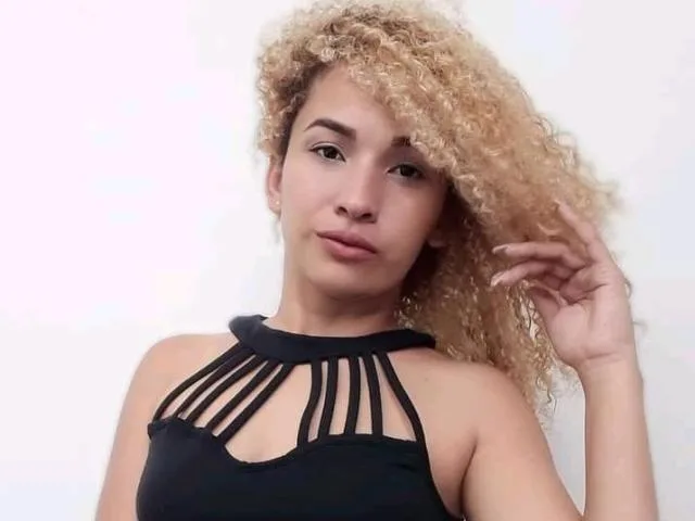 Camgirl HellenRussel en live webcam amateur