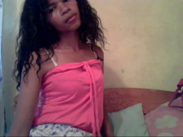 Camgirl MimiLoveSexy en live webcam amateur