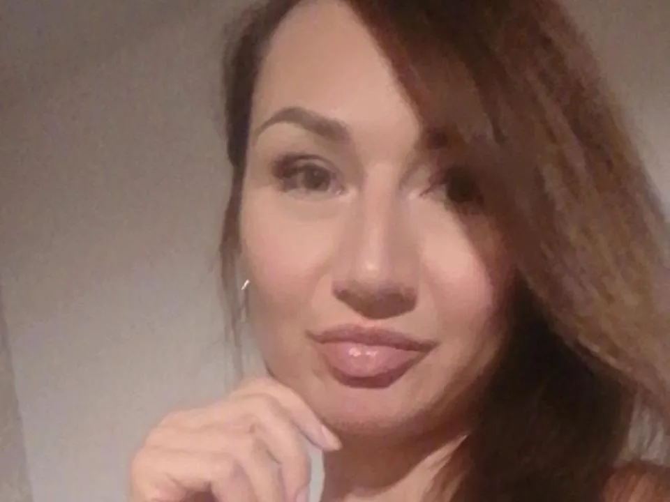 Camgirl VanessaCrazy en live webcam amateur