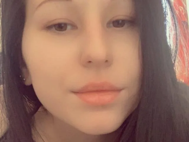 Camgirl GraceAndPhilip en live webcam amateur
