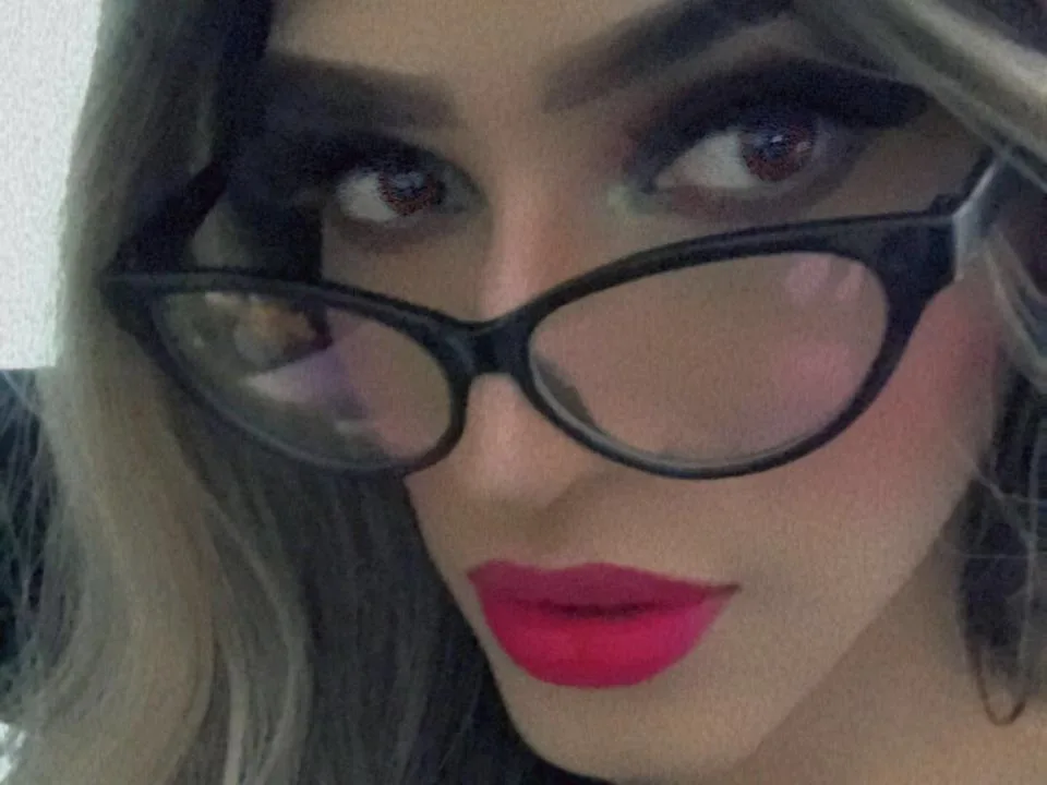 Camgirl CristalHotSex en live webcam amateur sur Mustvideos