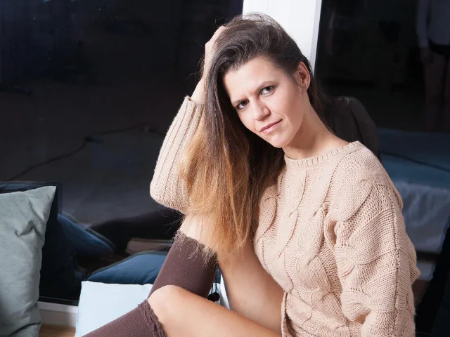 Camgirl KelliJeanie en live webcam amateur