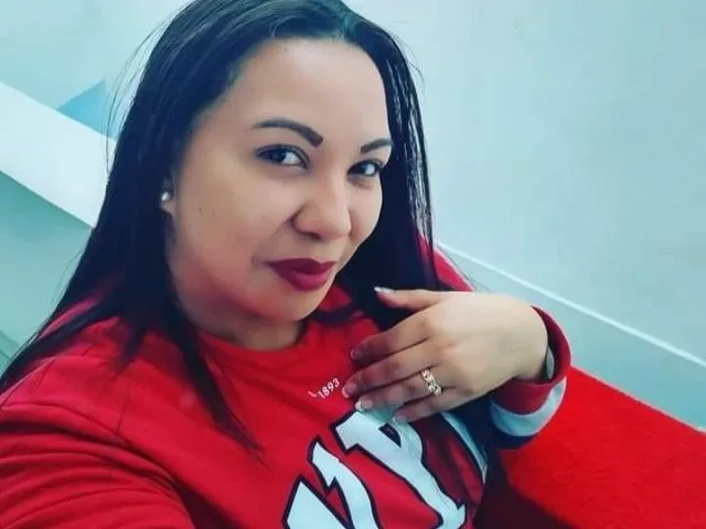 Camgirl KarianDiamon en live webcam amateur sur Mustvideos