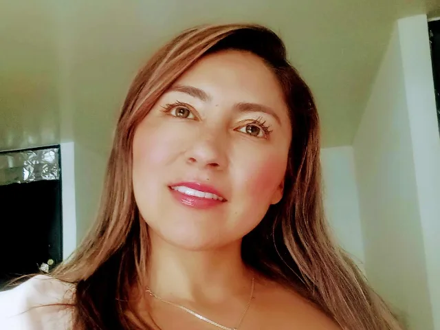 Camgirl MichelleHotFetisch en live webcam amateur