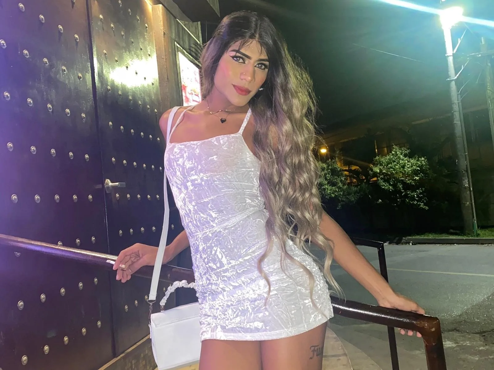 Camgirl Carolainex en live webcam amateur sur Mustvideos