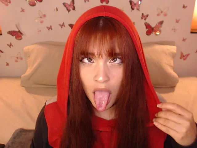 Camgirl AgathaKerr en live webcam amateur