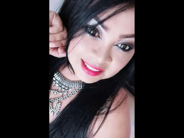 Camgirl VanessaFire en live webcam amateur