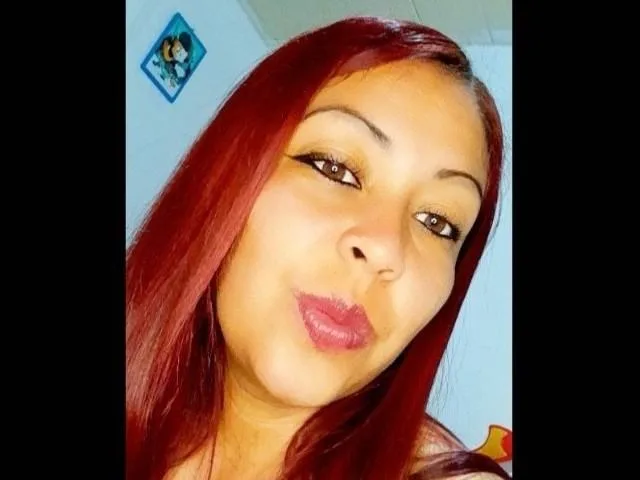 Camgirl HotLuxiana en live webcam amateur