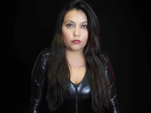 Camgirl MissCaila en live webcam amateur