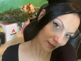 Camgirl AamyBeatrice en live webcam amateur
