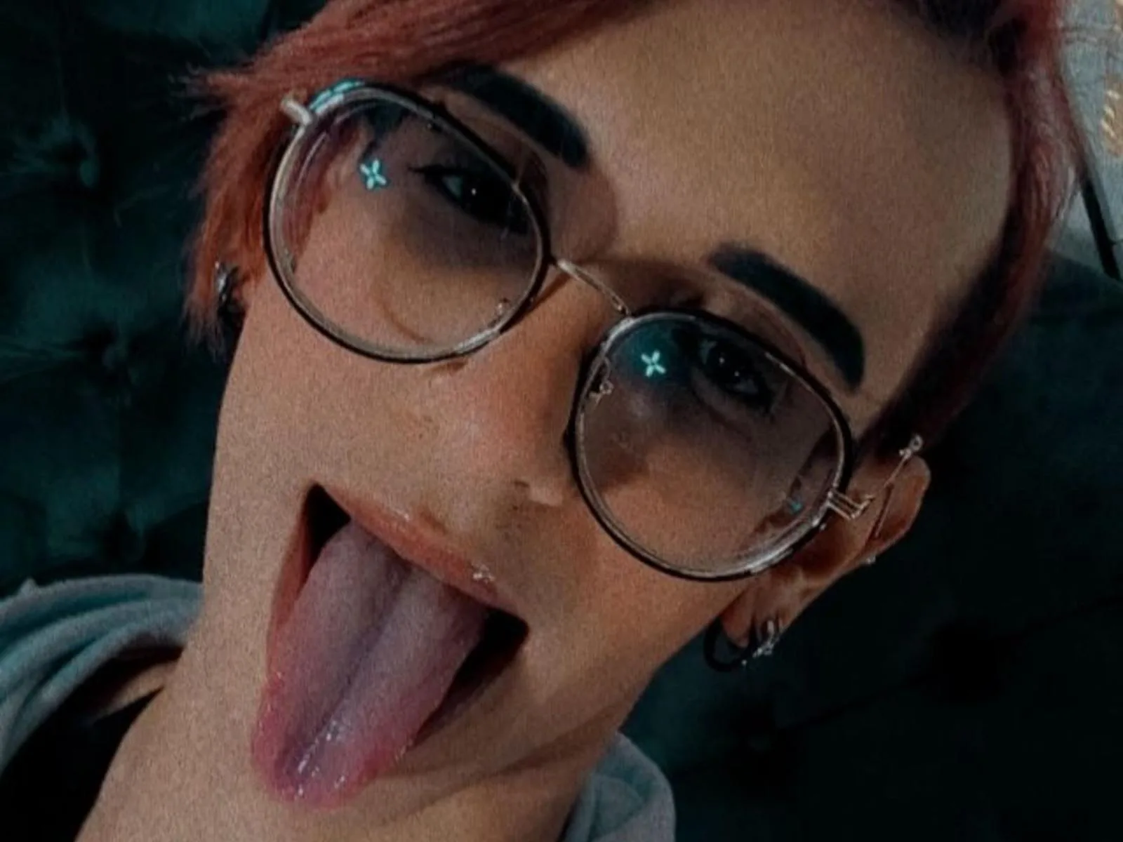 Camgirl KrissyWyatt en live webcam amateur