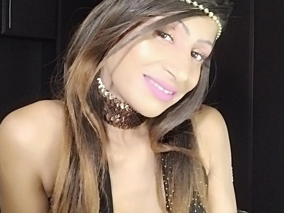Camgirl TheoSophia en live webcam amateur