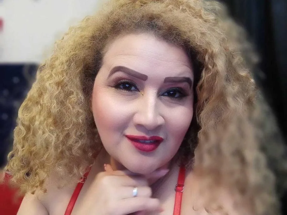 Camgirl LaPerla69 en live webcam amateur