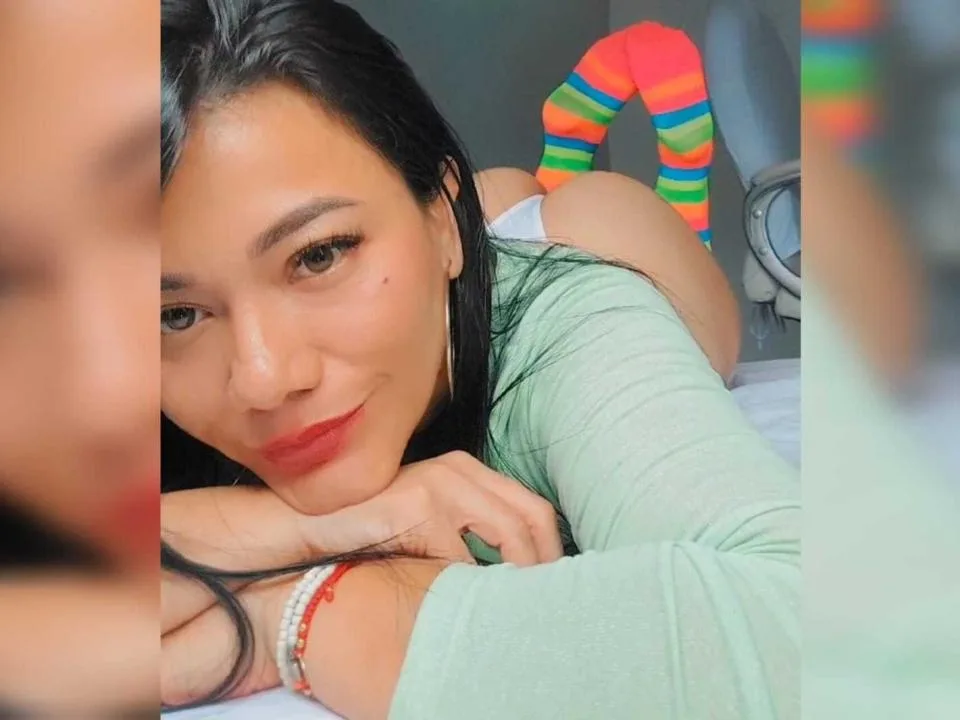 Camgirl AbrilJoness en live webcam amateur