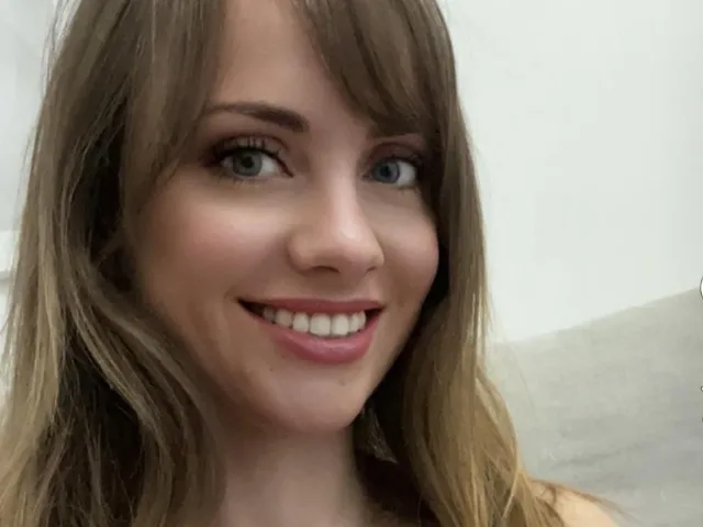 Camgirl SammyPeeks en live webcam amateur