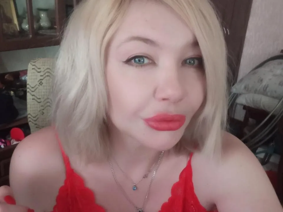 Camgirl AngelaAnge en live webcam amateur sur Mustvideos