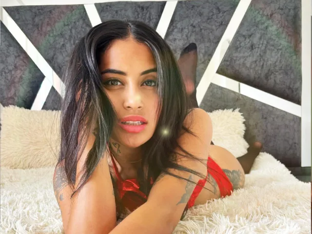 Camgirl MiiaMayer en live webcam amateur