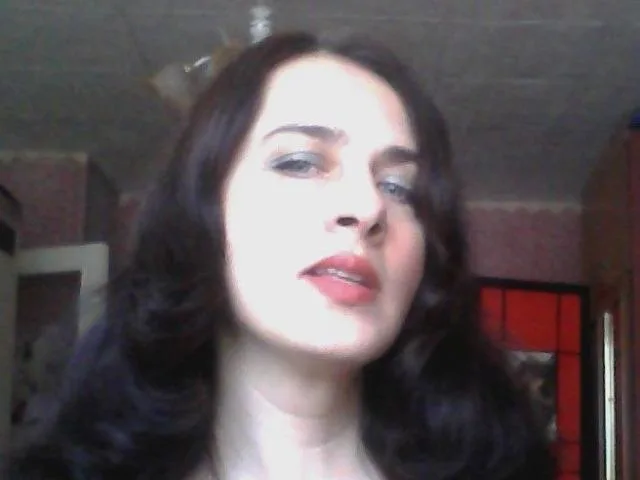 Camgirl CindyWest en live webcam amateur