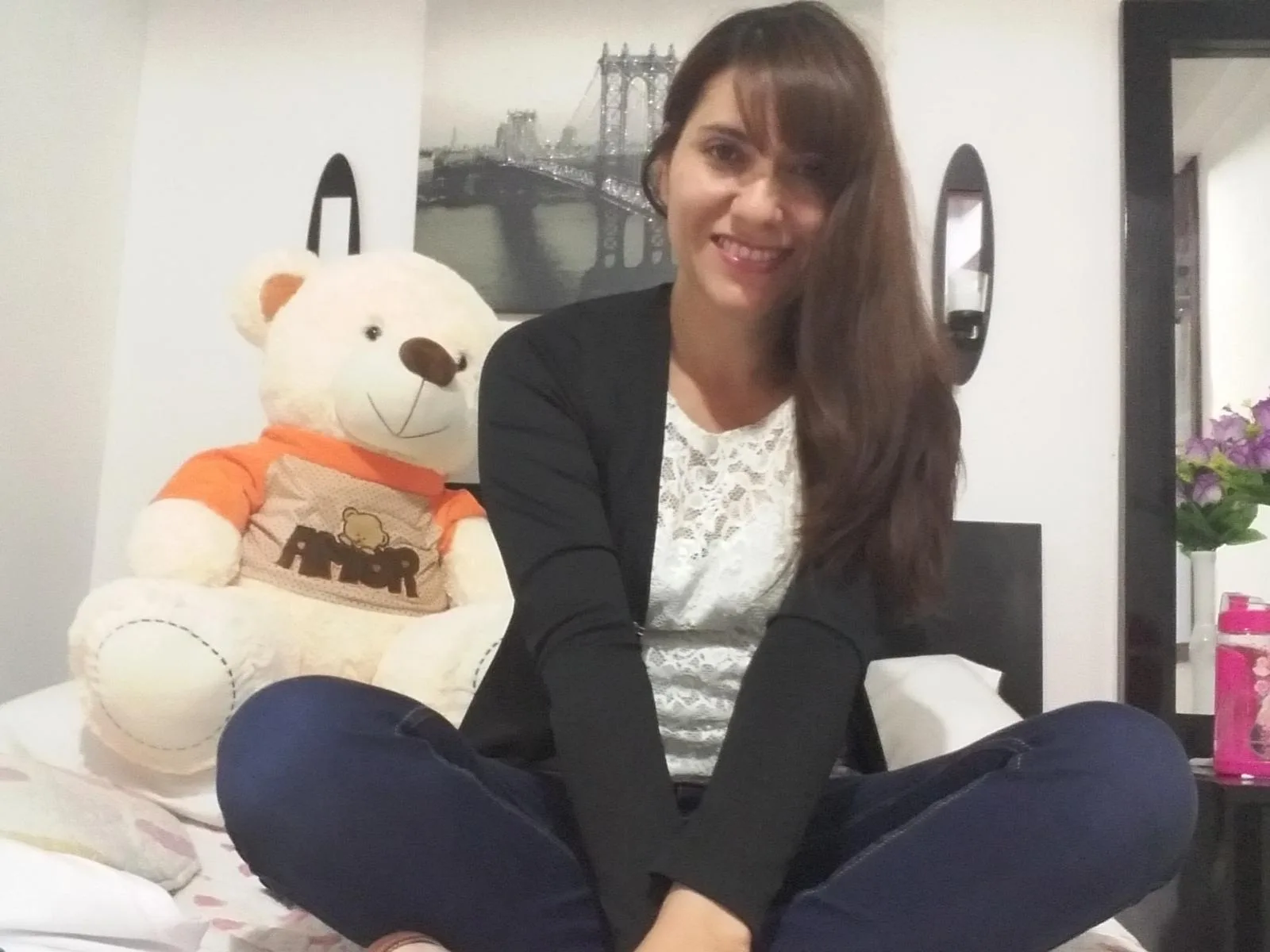 Camgirl SandryLove en live webcam amateur sur Mustvideos