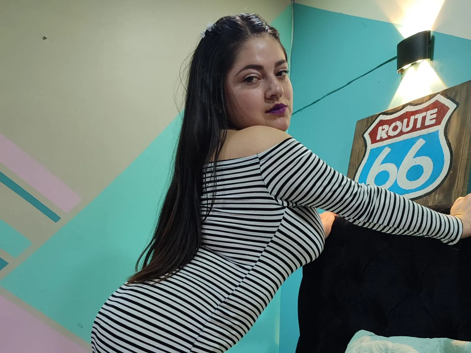 Camgirl MichellSexs en live webcam amateur sur Mustvideos