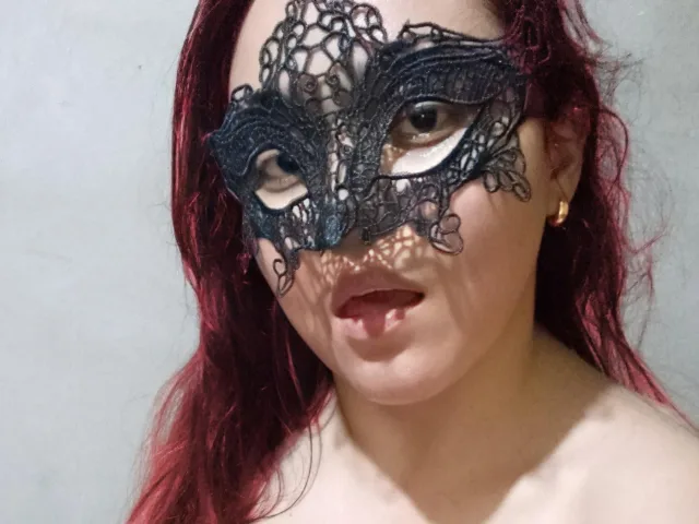 Camgirl Jadisita69 en live webcam amateur
