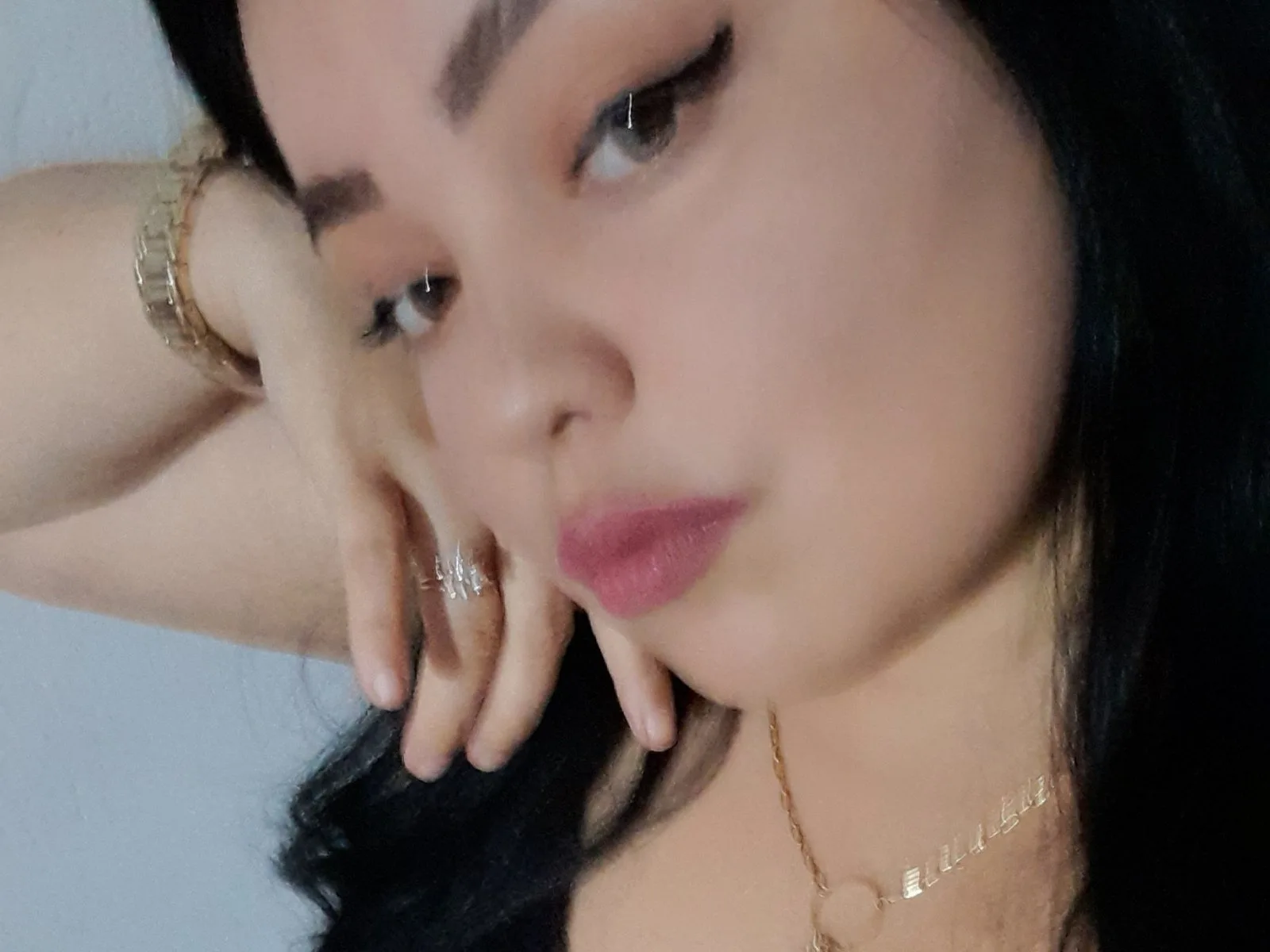 Camgirl Patrice en live webcam amateur sur Mustvideos