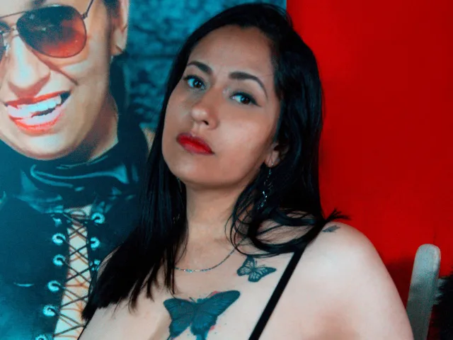 Camgirl MilfColethx en live webcam amateur