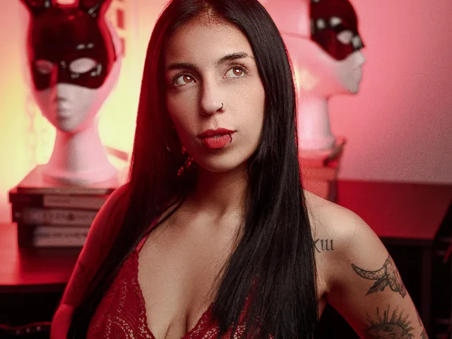 Camgirl DanielaShia en live webcam amateur