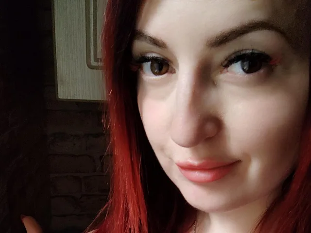 Camgirl DolcevitaX en live webcam amateur
