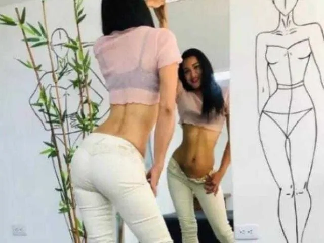 Camgirl JasminePascal en live webcam amateur