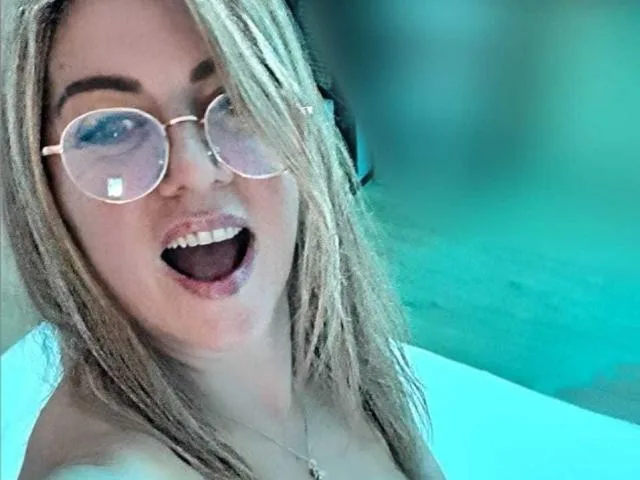 Camgirl Enrita en live webcam amateur sur Mustvideos