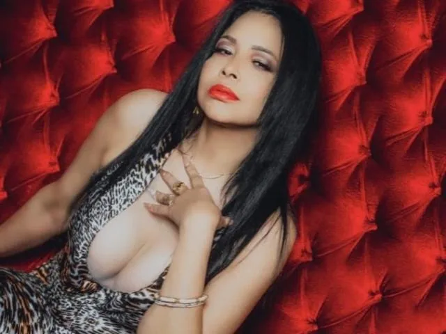 Camgirl AngelinaDeleon en live webcam amateur