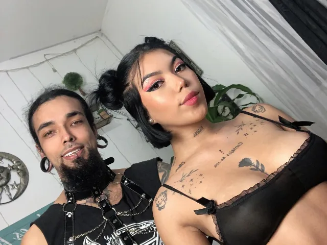 Camgirl JudasySol69 en live webcam amateur